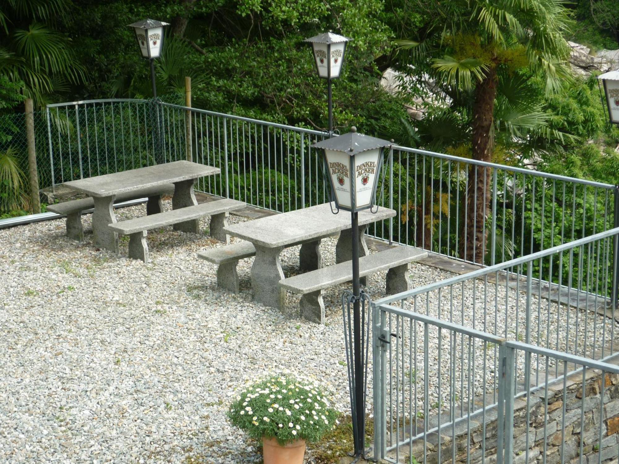 Charme Hotel Ristorante T3e Terre Ponte Brolla Esterno foto